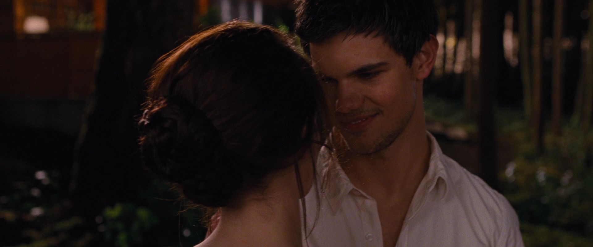 BreakingDawnPt1-0976.jpg