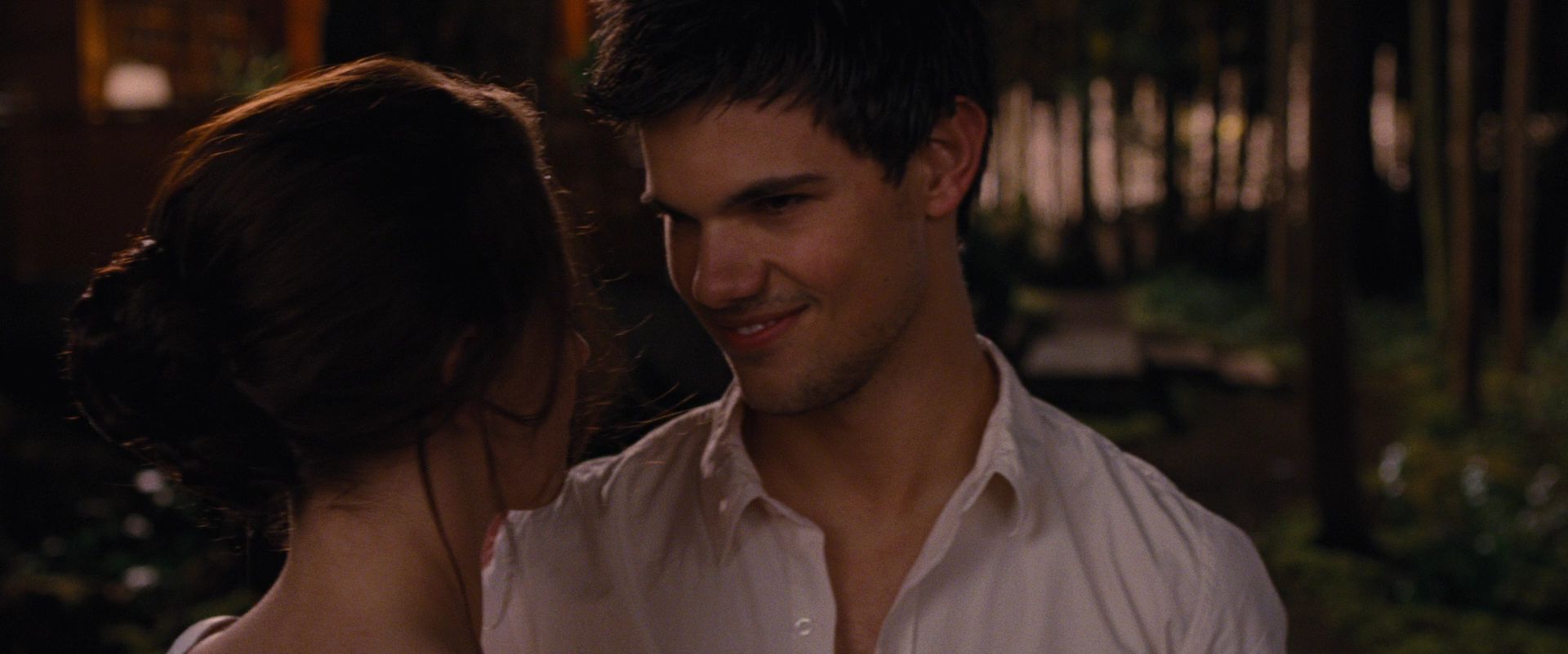 BreakingDawnPt1-0977.jpg