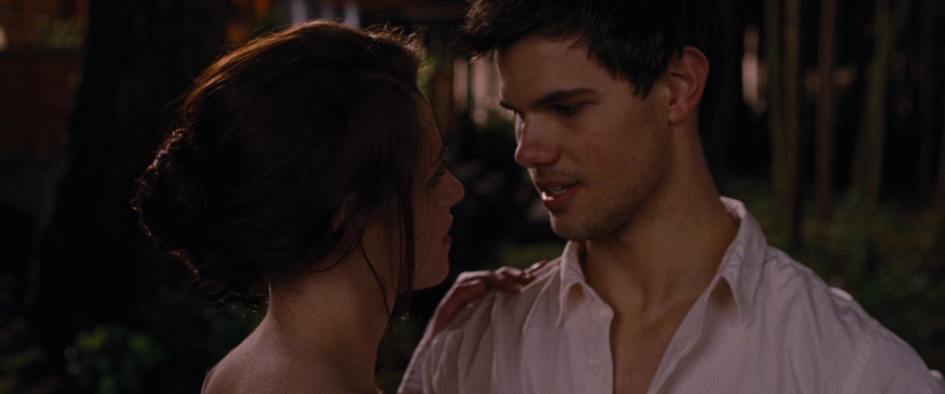 BreakingDawnPt1-0985.jpg
