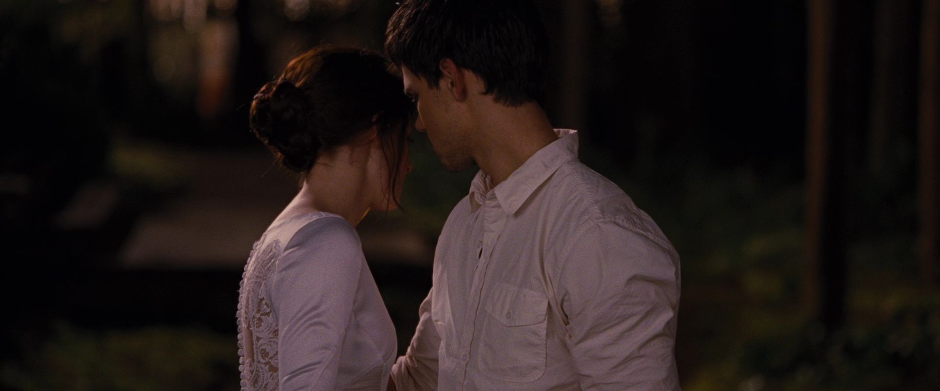 BreakingDawnPt1-0990.jpg