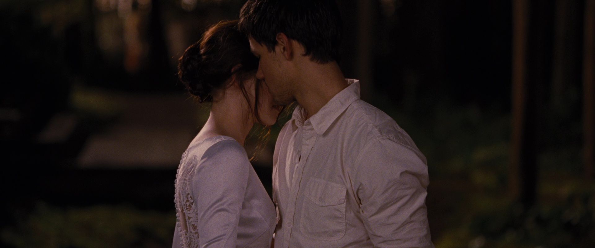BreakingDawnPt1-0991.jpg
