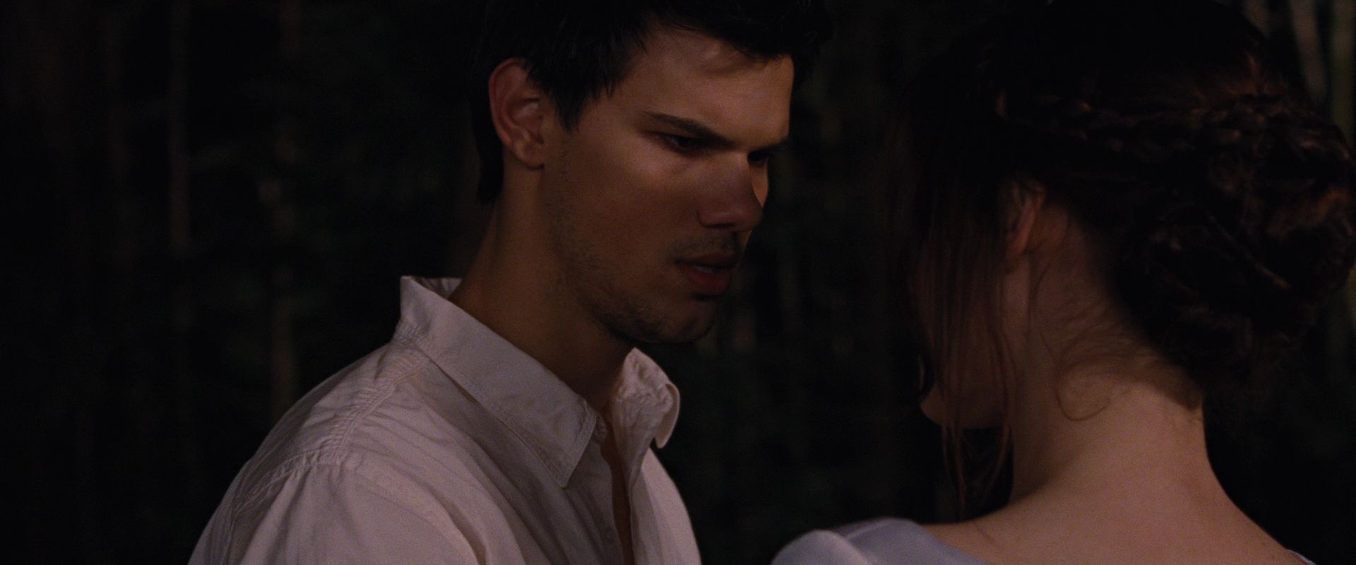 BreakingDawnPt1-1042.jpg