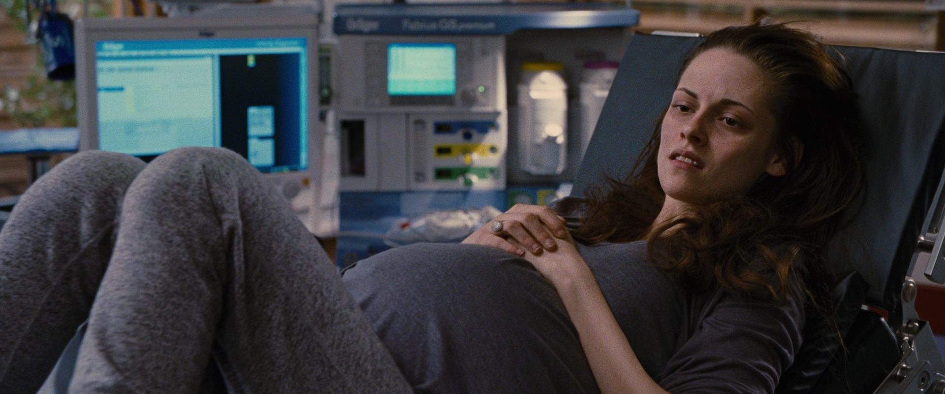 BreakingDawnPt1-2915.jpg