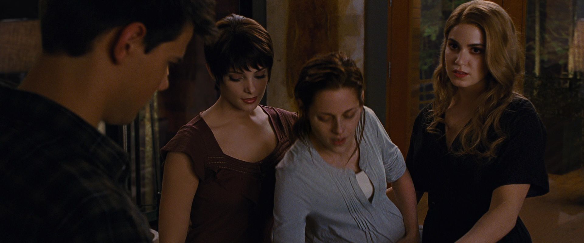 BreakingDawnPt1-3493.jpg