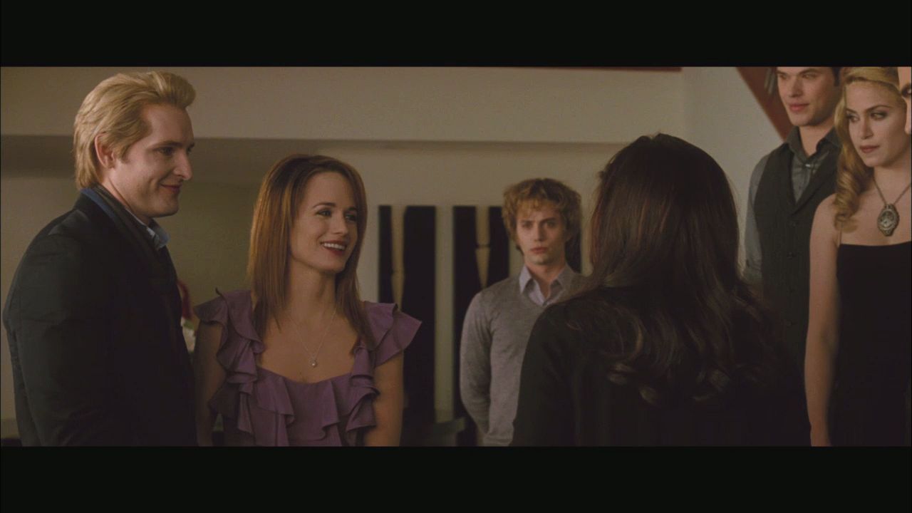 NewMoonMTVClip0050.jpg