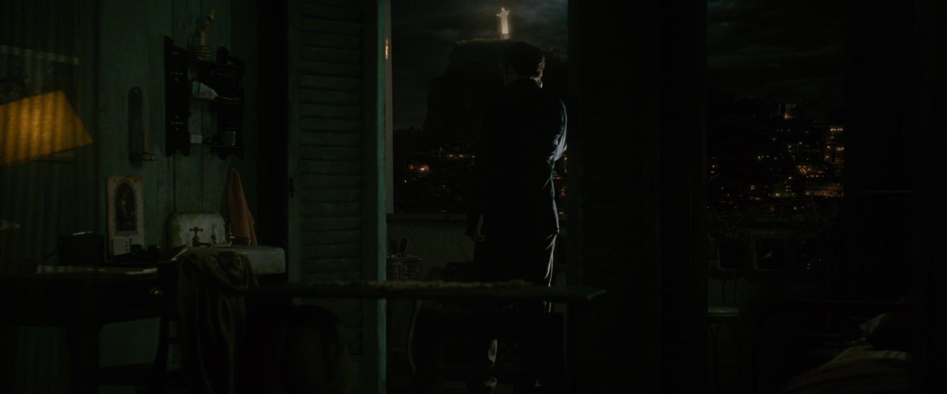 NewMoon2944.jpg