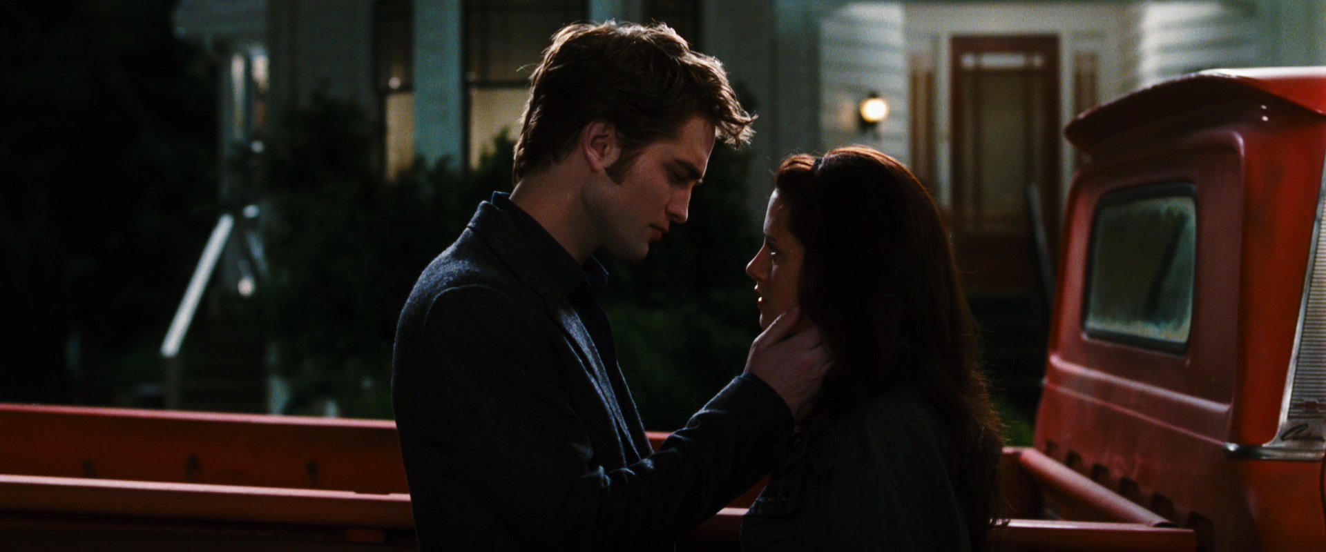 NewMoon_Teaser0010.jpg