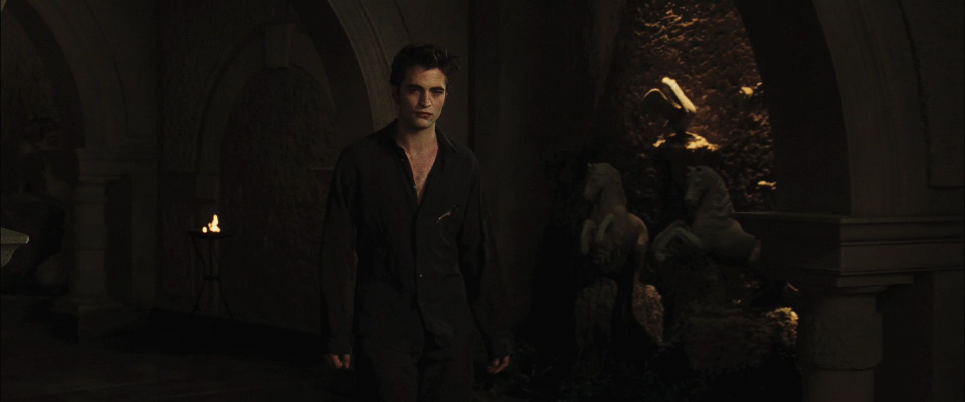 NewMoonTrailer0105.jpg