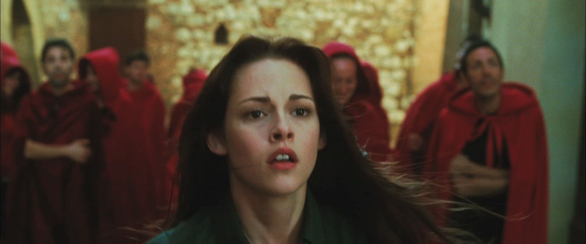 NewMoonTrailer0125.jpg