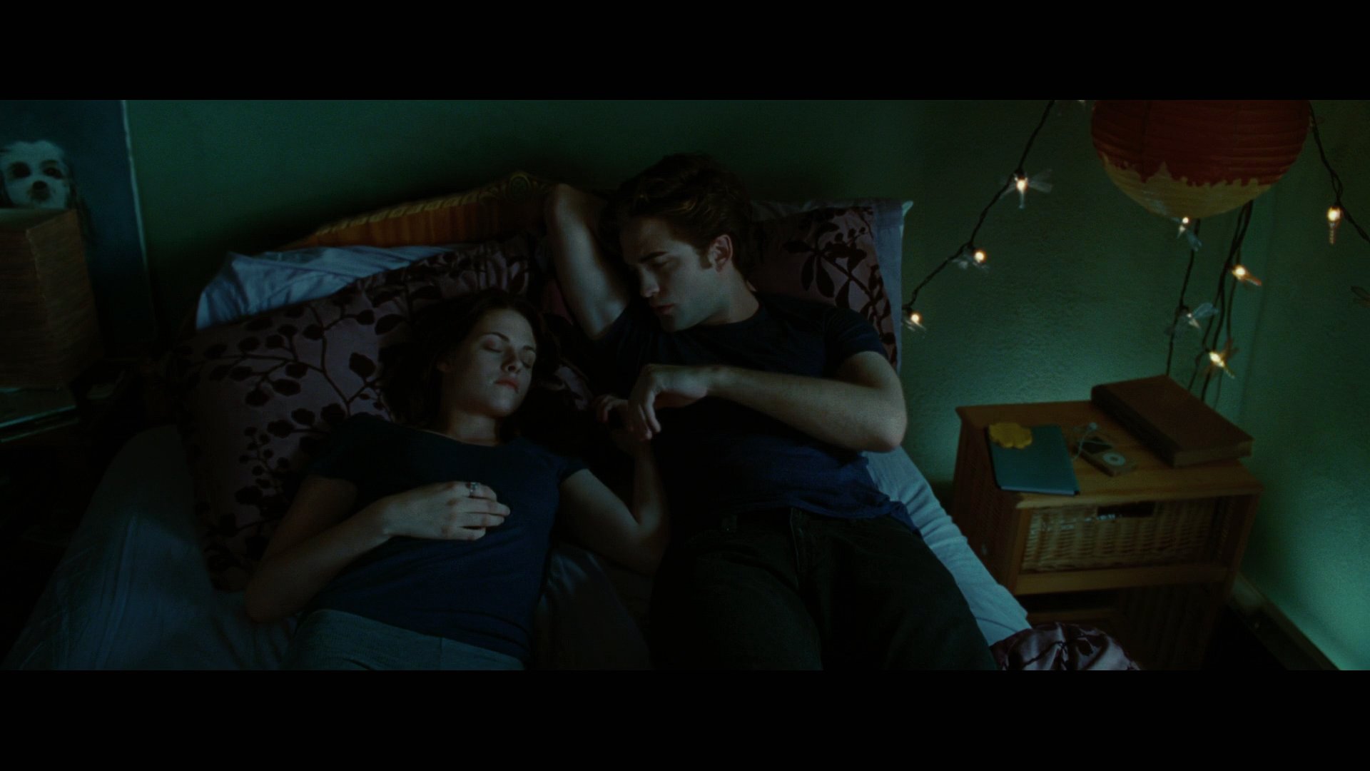 Twilight2443.jpg