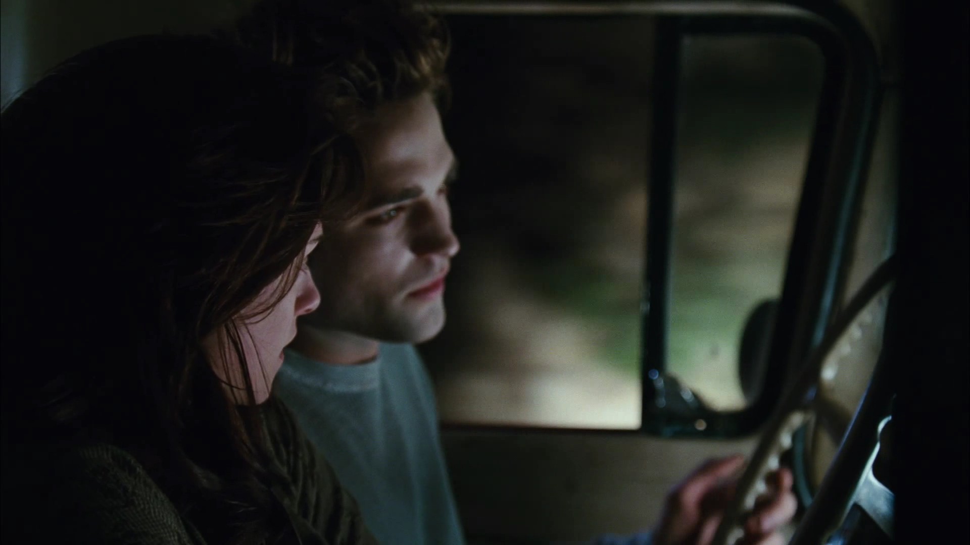 TwilightTeaser2_0075.jpg