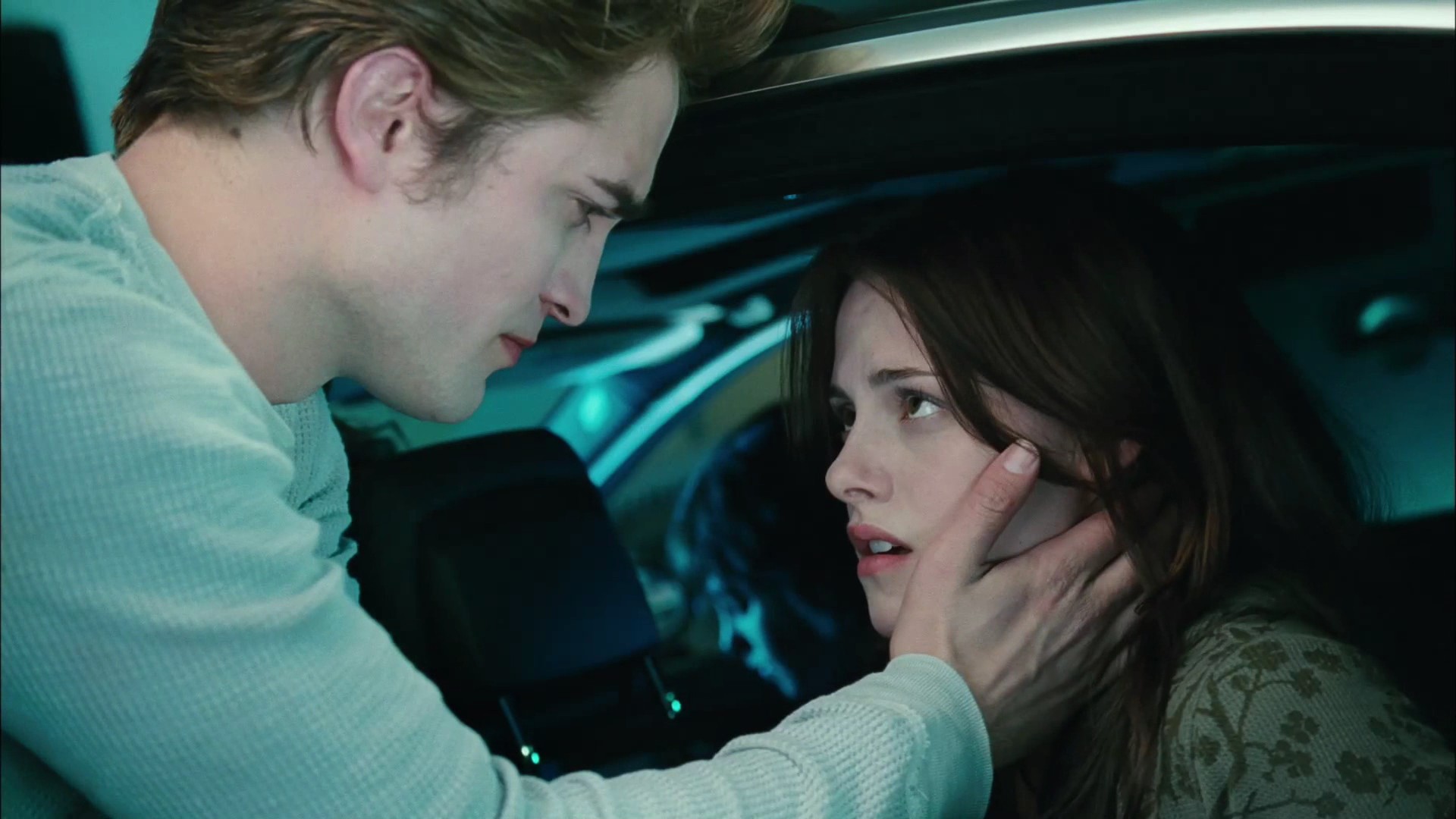 TwilightTeaser2_0079.jpg