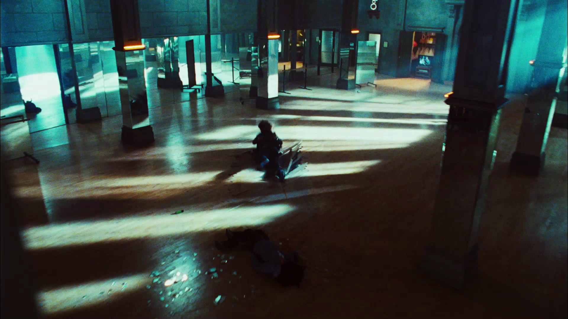 TwilightTeaser2_0096.jpg
