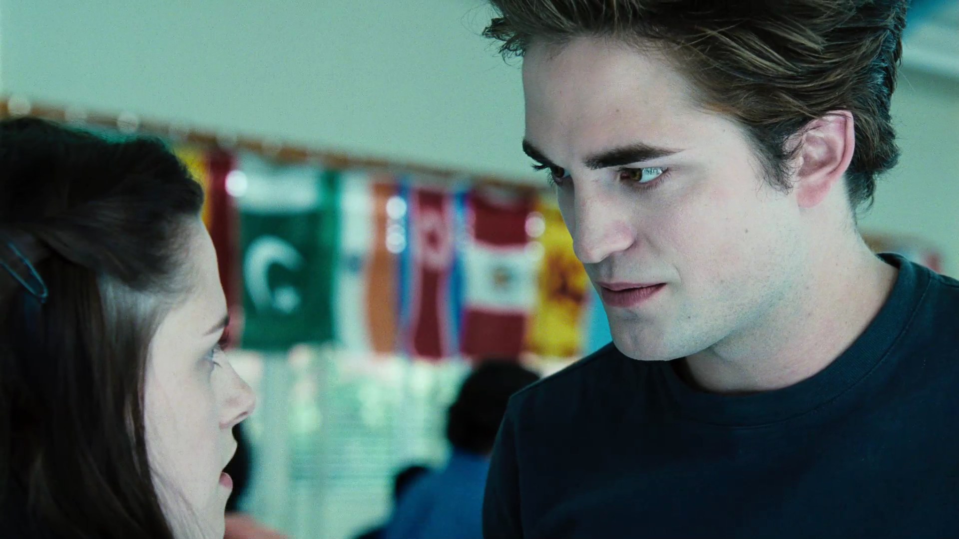 TwilightTrailer0061.jpg