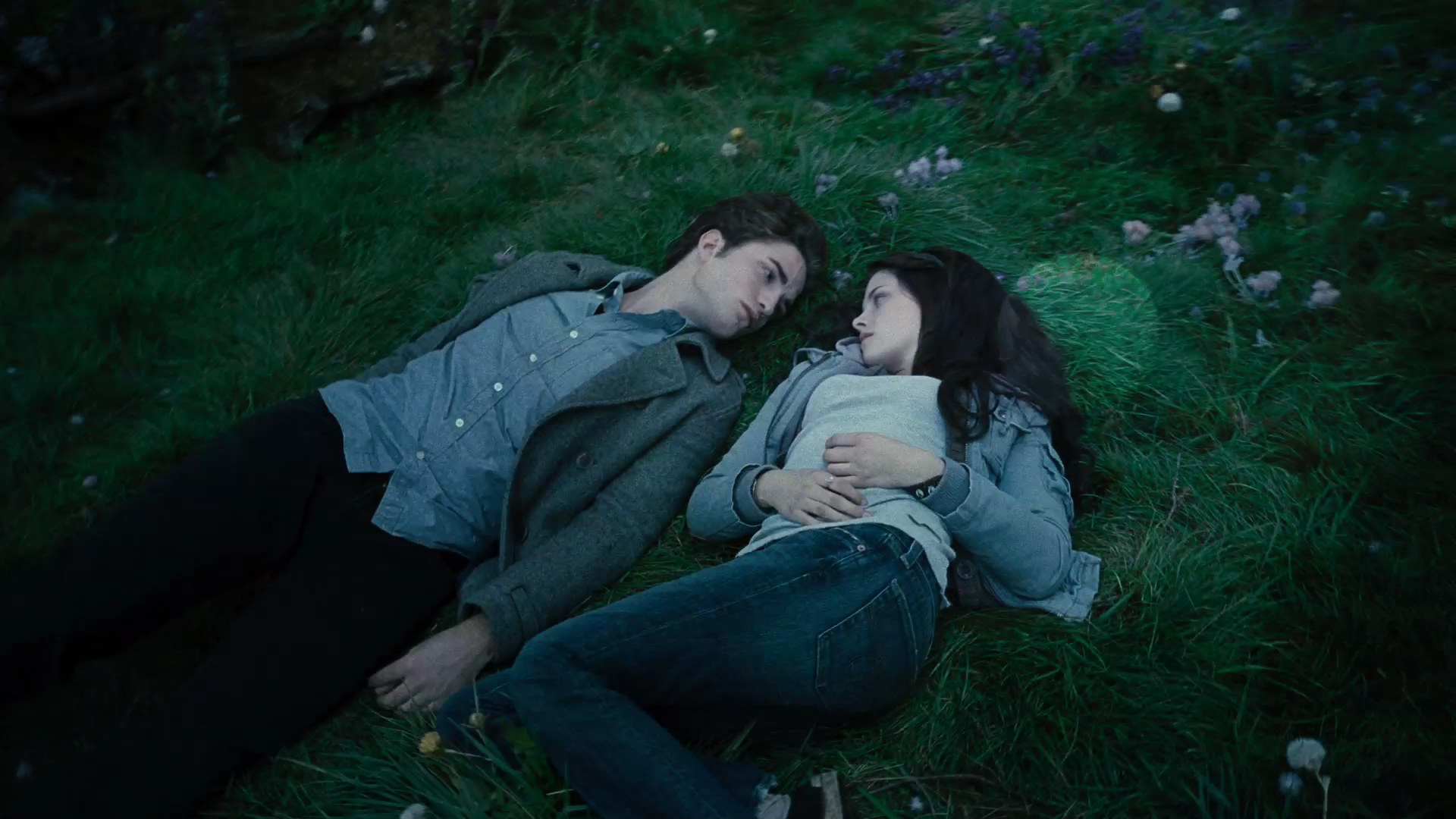 TwilightTrailer0064.jpg