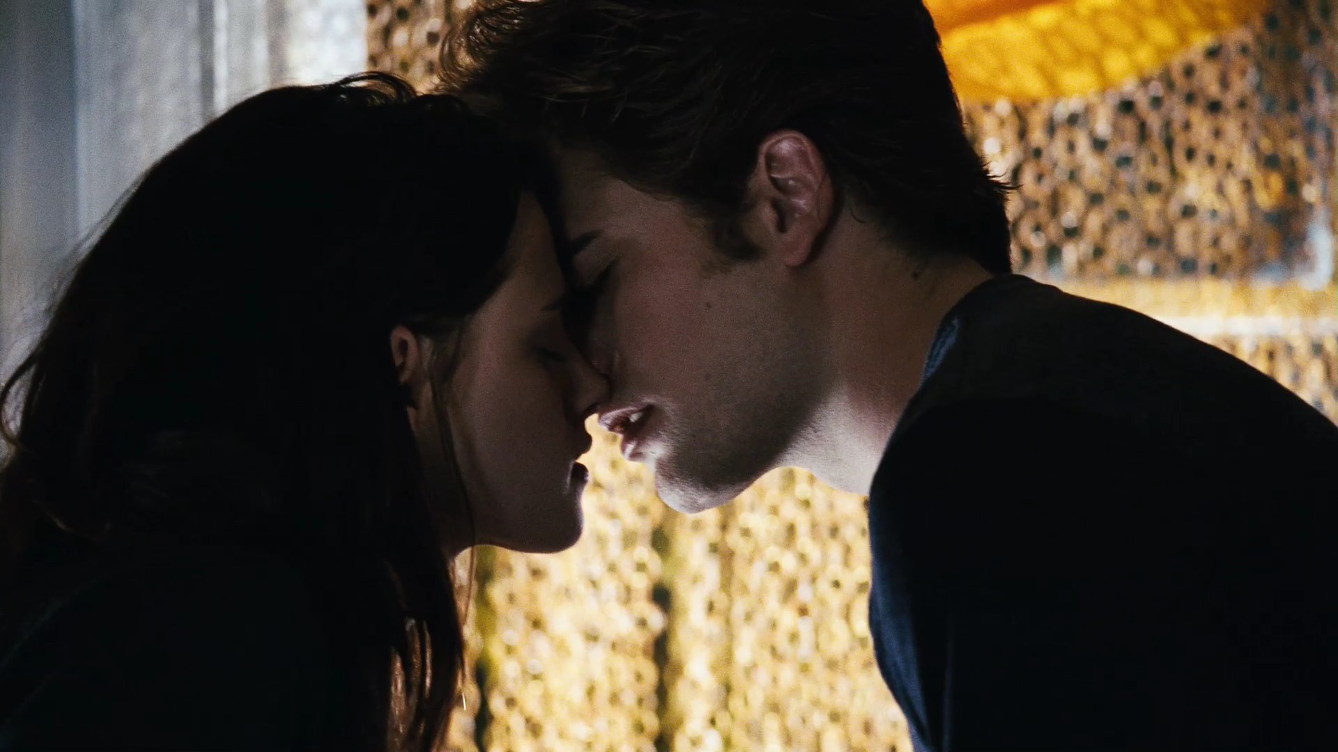 TwilightTrailer0093.jpg
