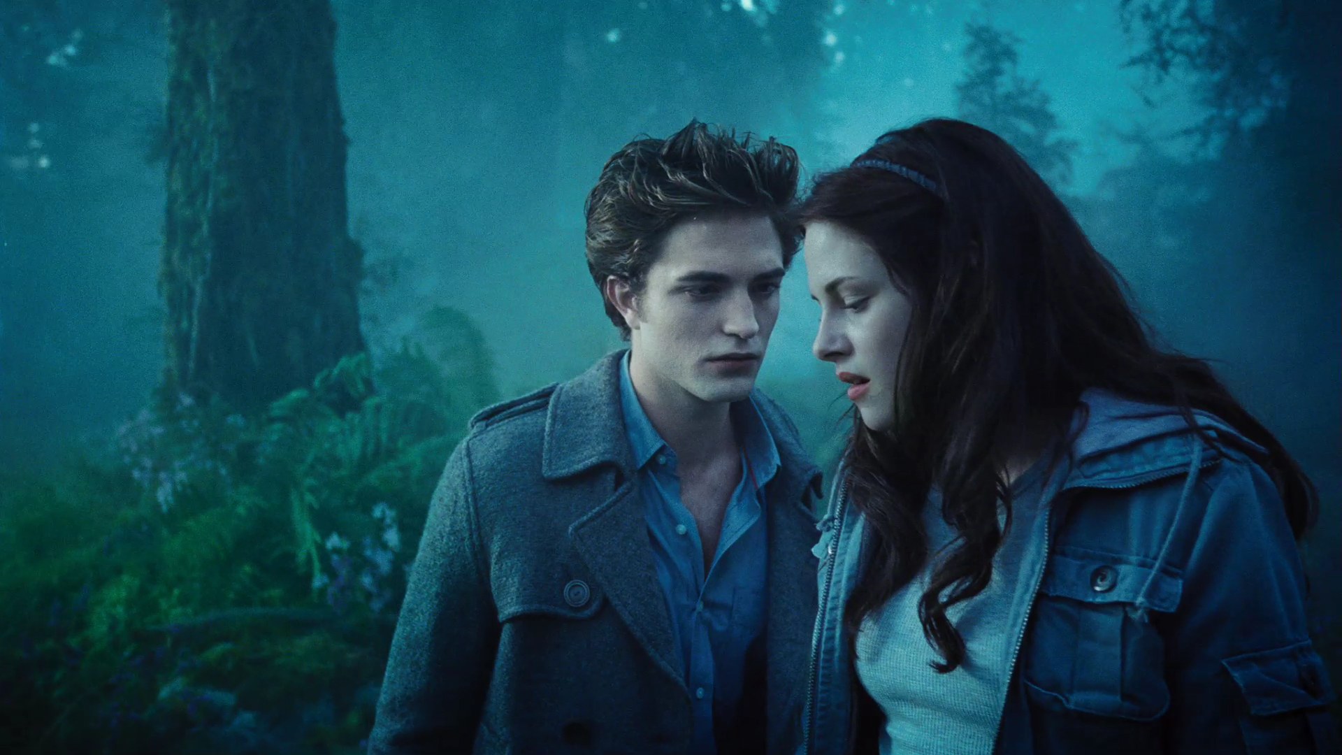 TwilightTrailer0137.jpg