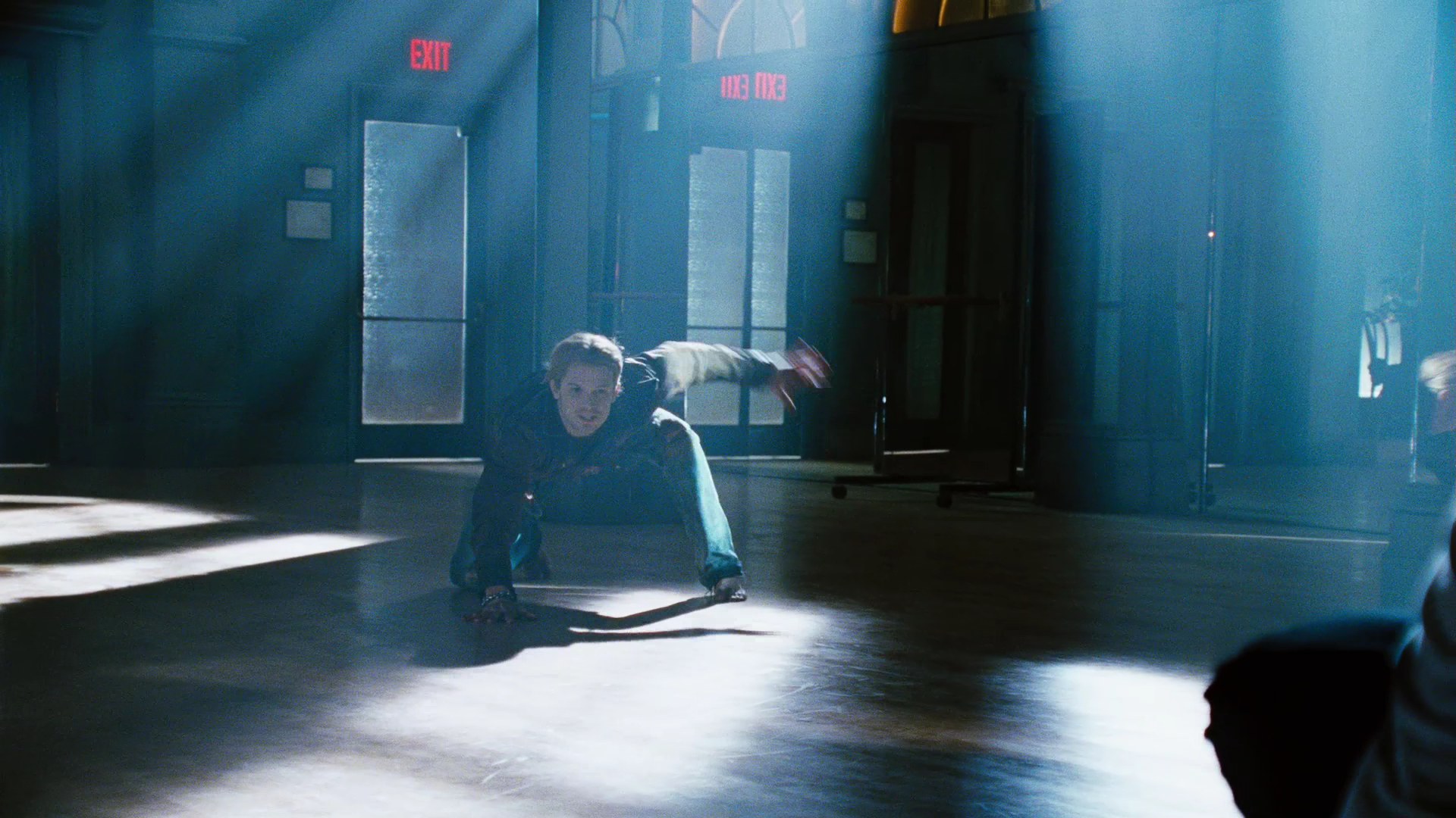 TwilightTrailer0159.jpg
