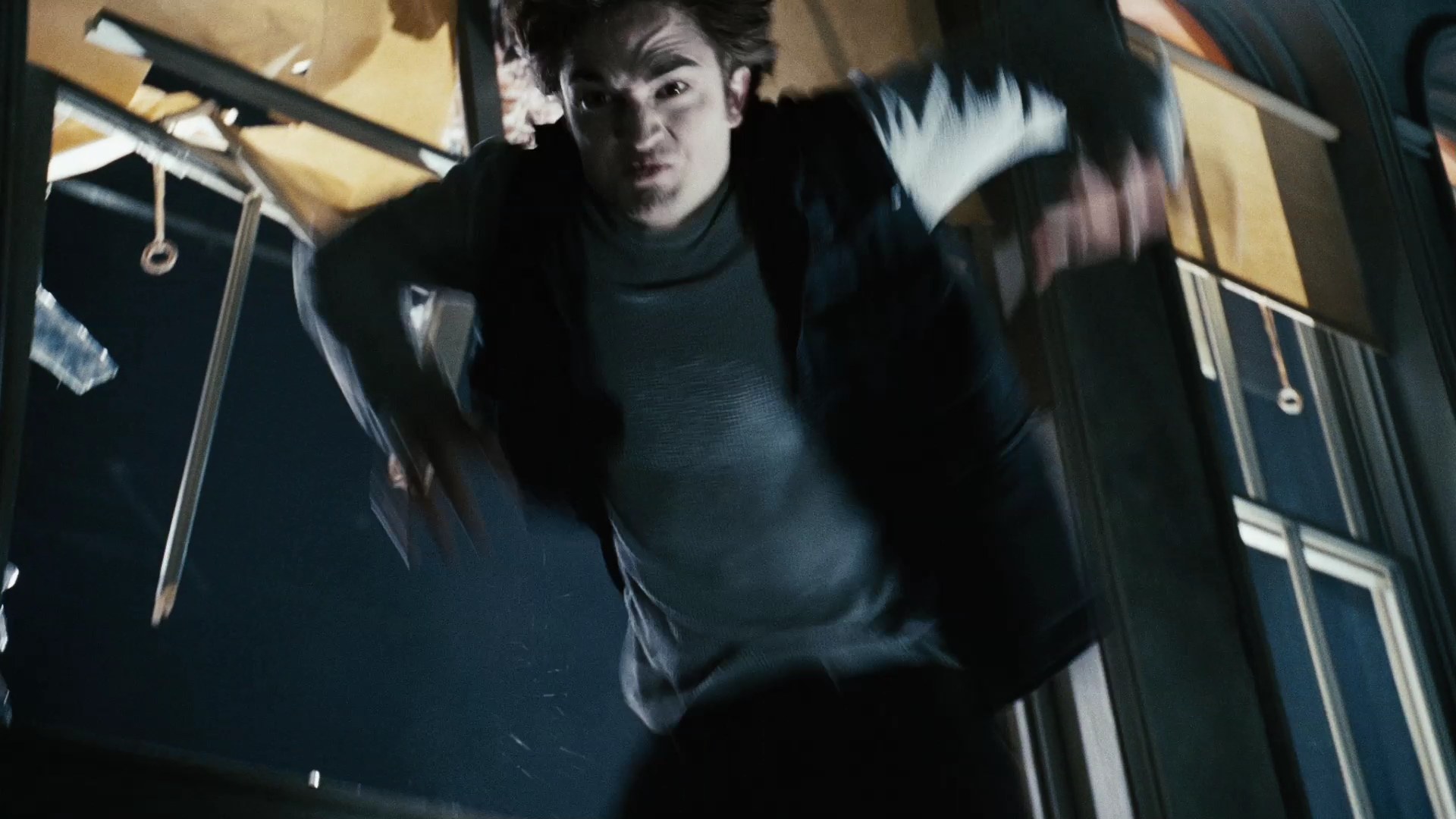TwilightTrailer0172.jpg