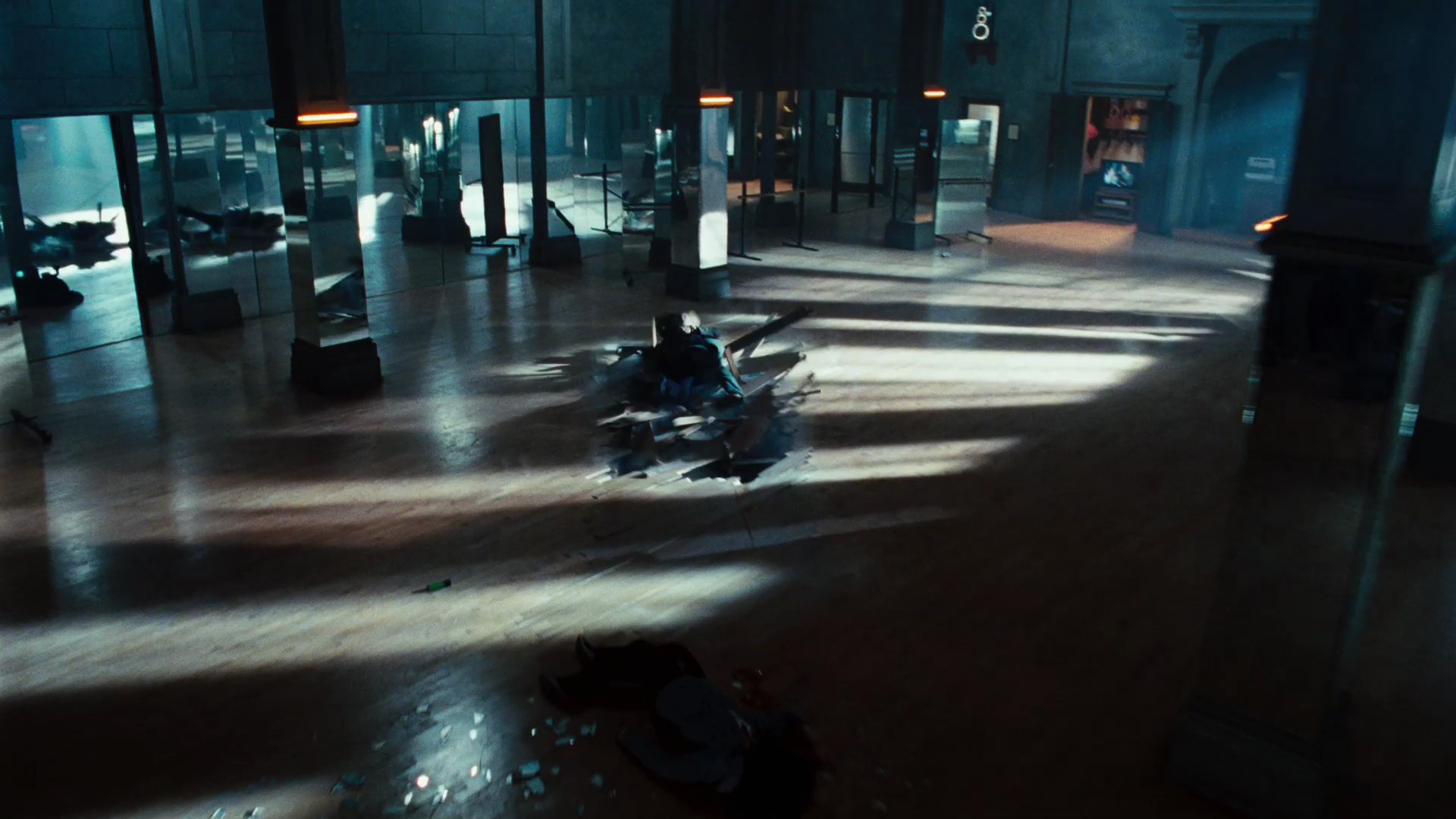 TwilightTrailer0175.jpg