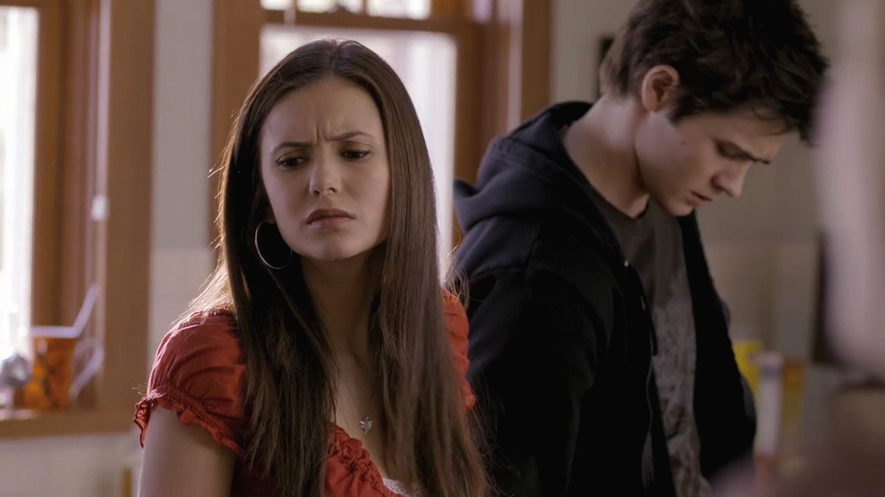 101VampireDiaries0078.jpg