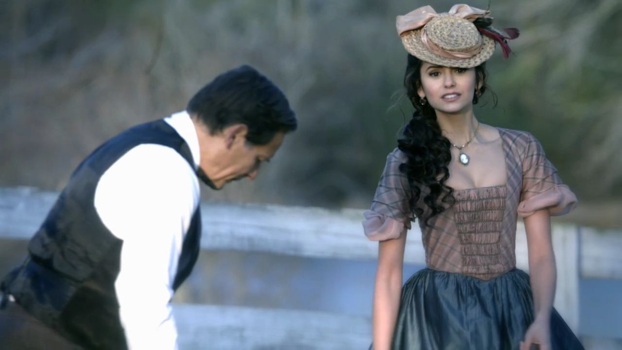 113VampireDiaries0656.jpg