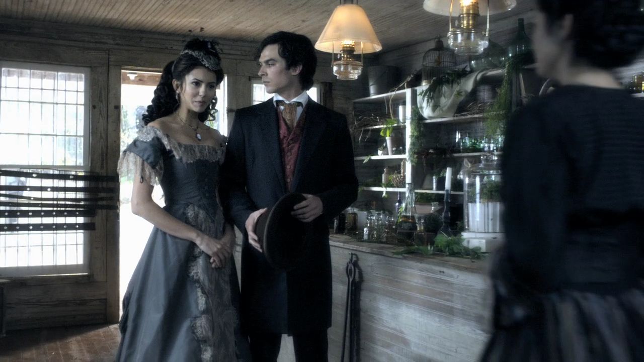 113VampireDiaries0826.jpg