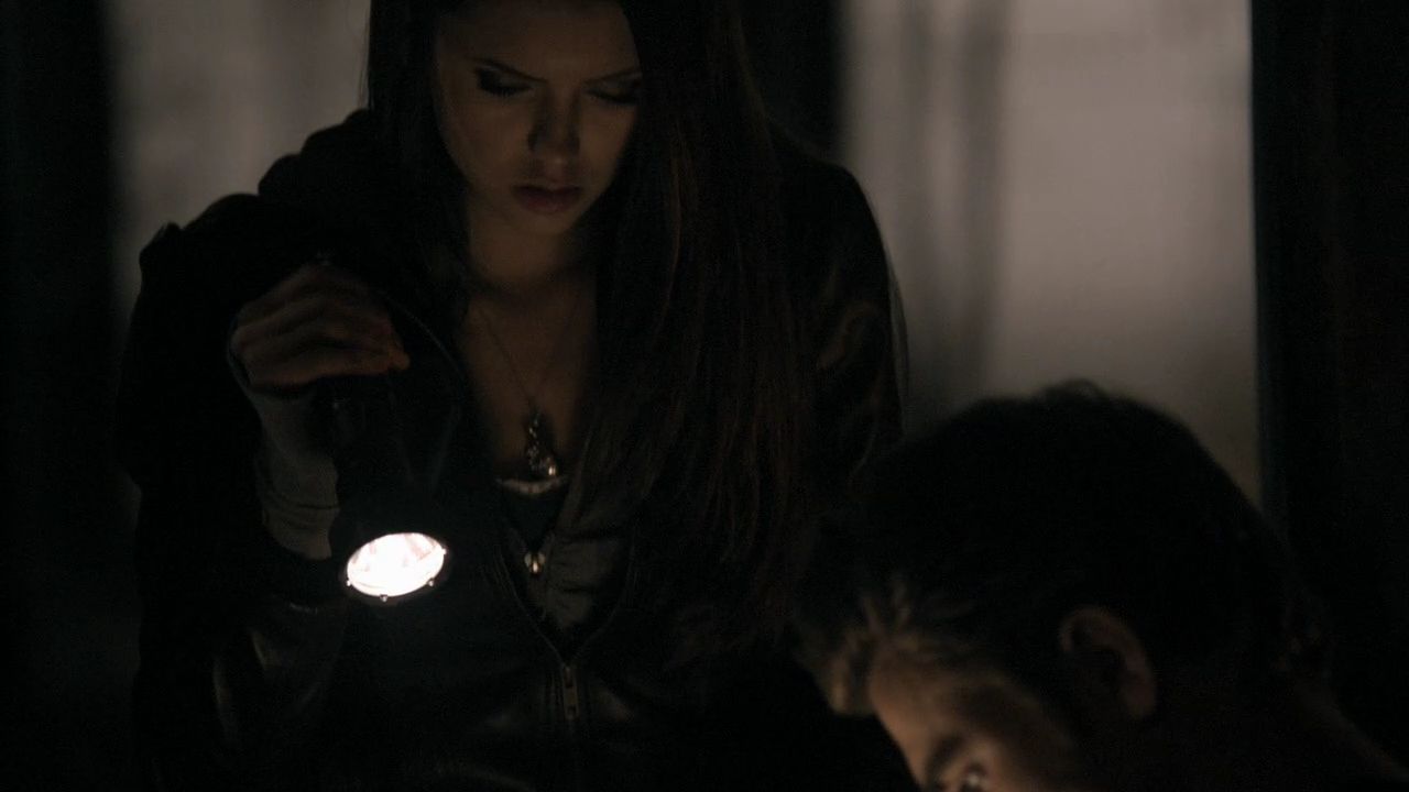 113VampireDiaries1140.jpg