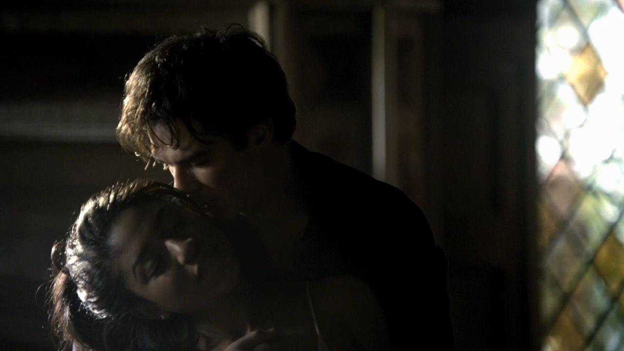 115VampireDiaries0202.jpg