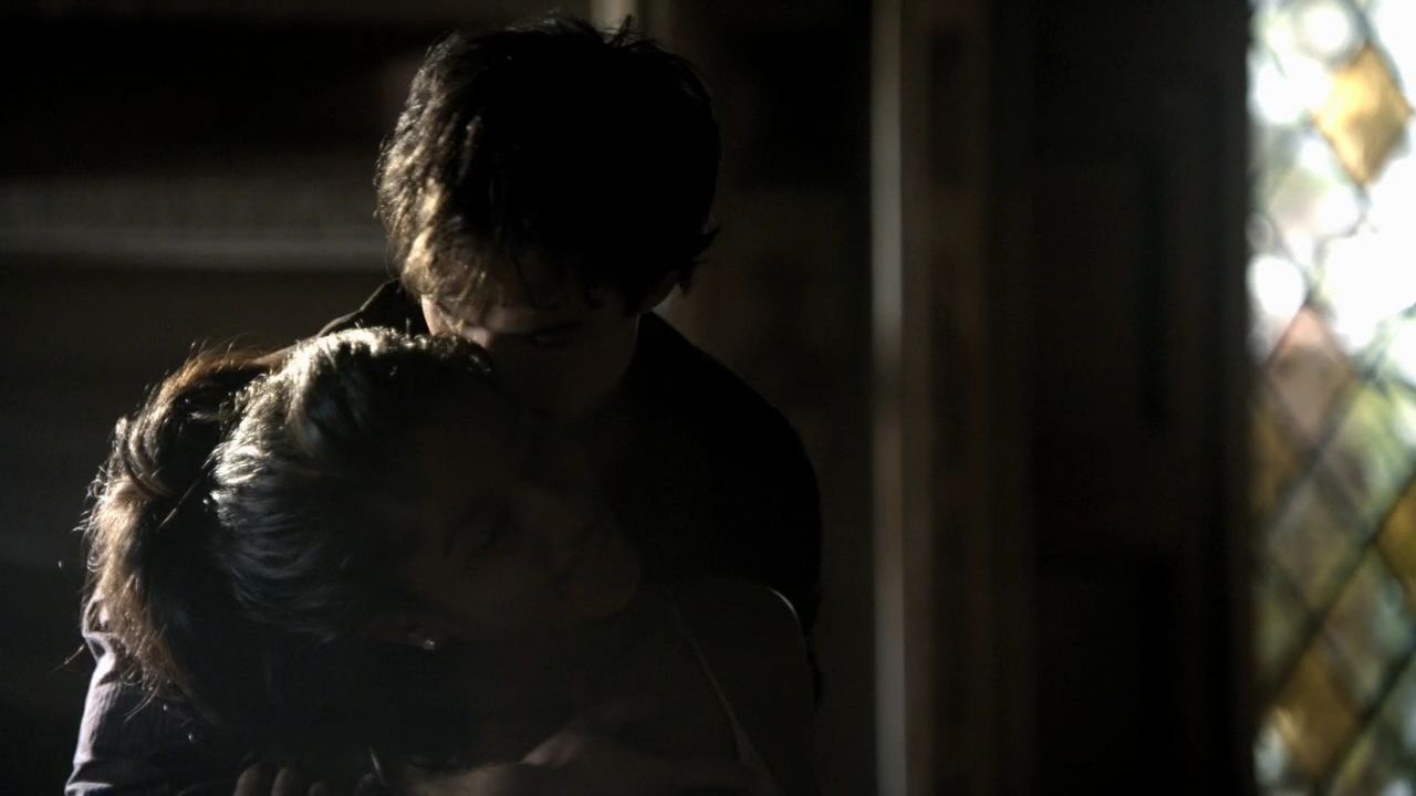 115VampireDiaries0203.jpg