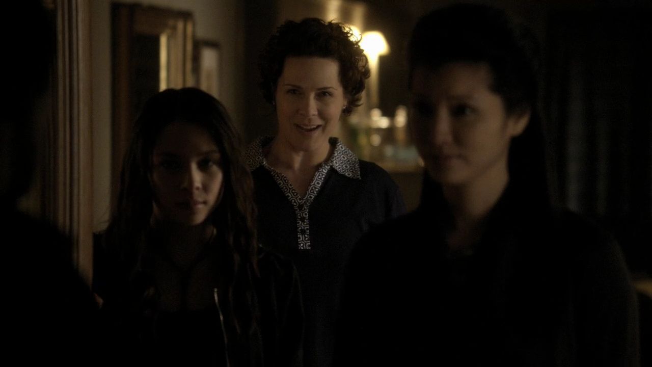 115VampireDiaries1600.jpg