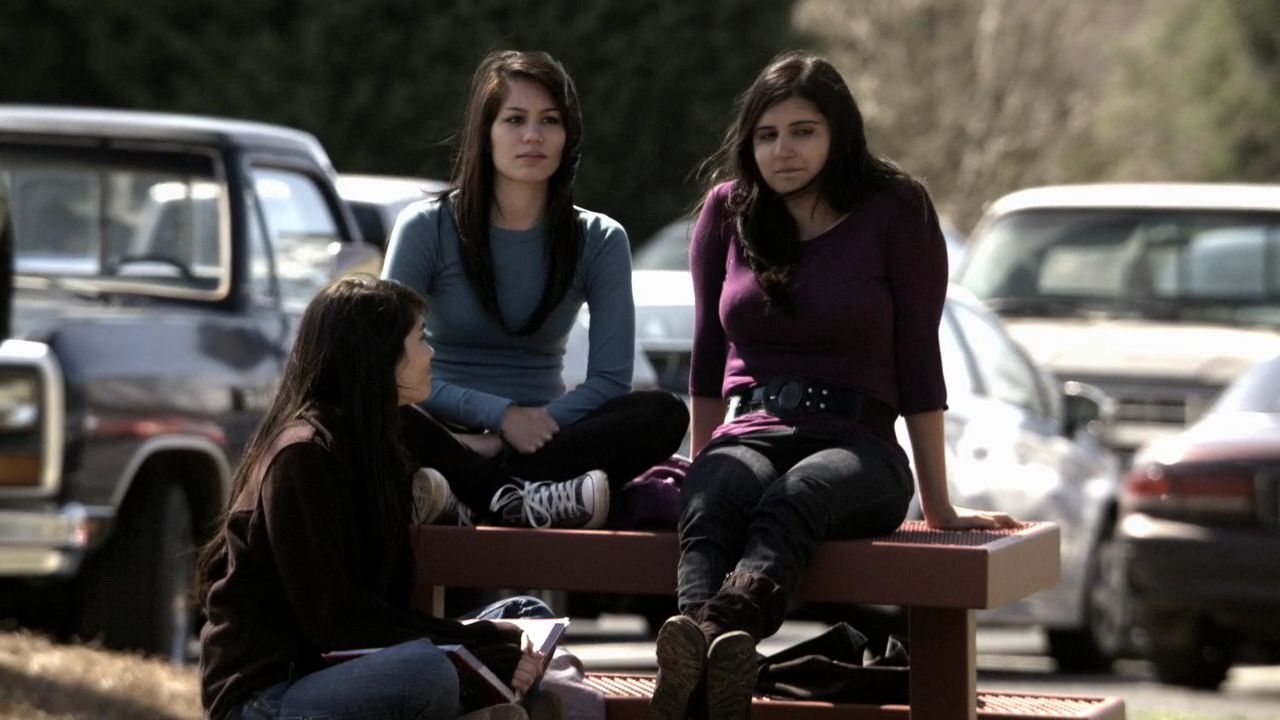 119VampireDiaries0004.jpg