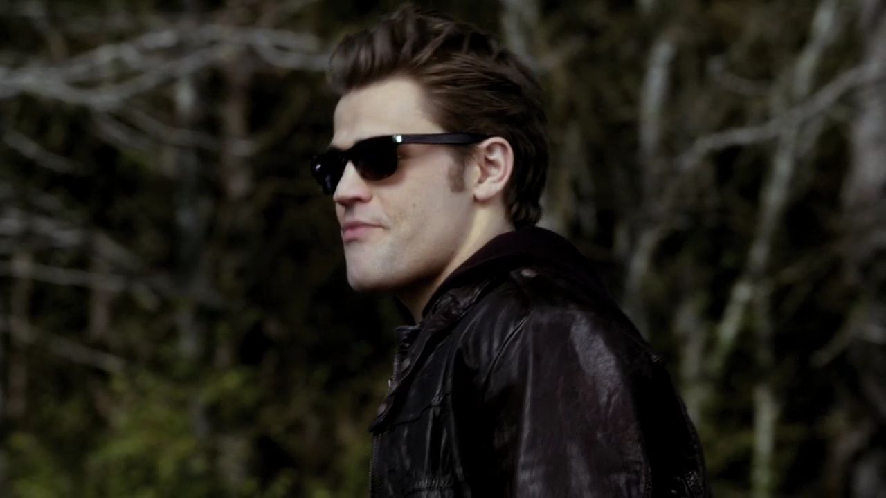 119VampireDiaries0008.jpg