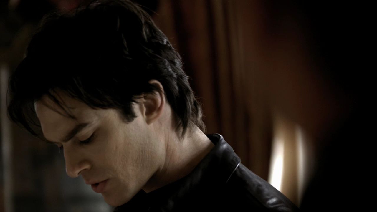 119VampireDiaries0096.jpg