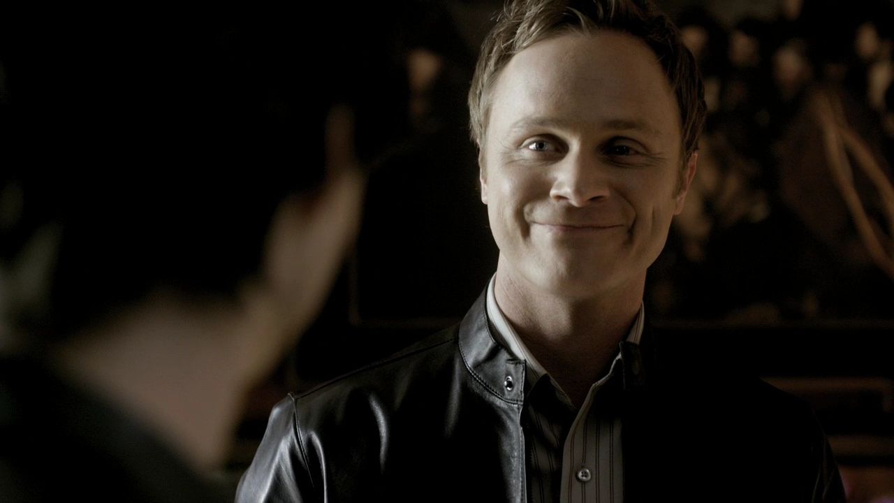 119VampireDiaries0103.jpg