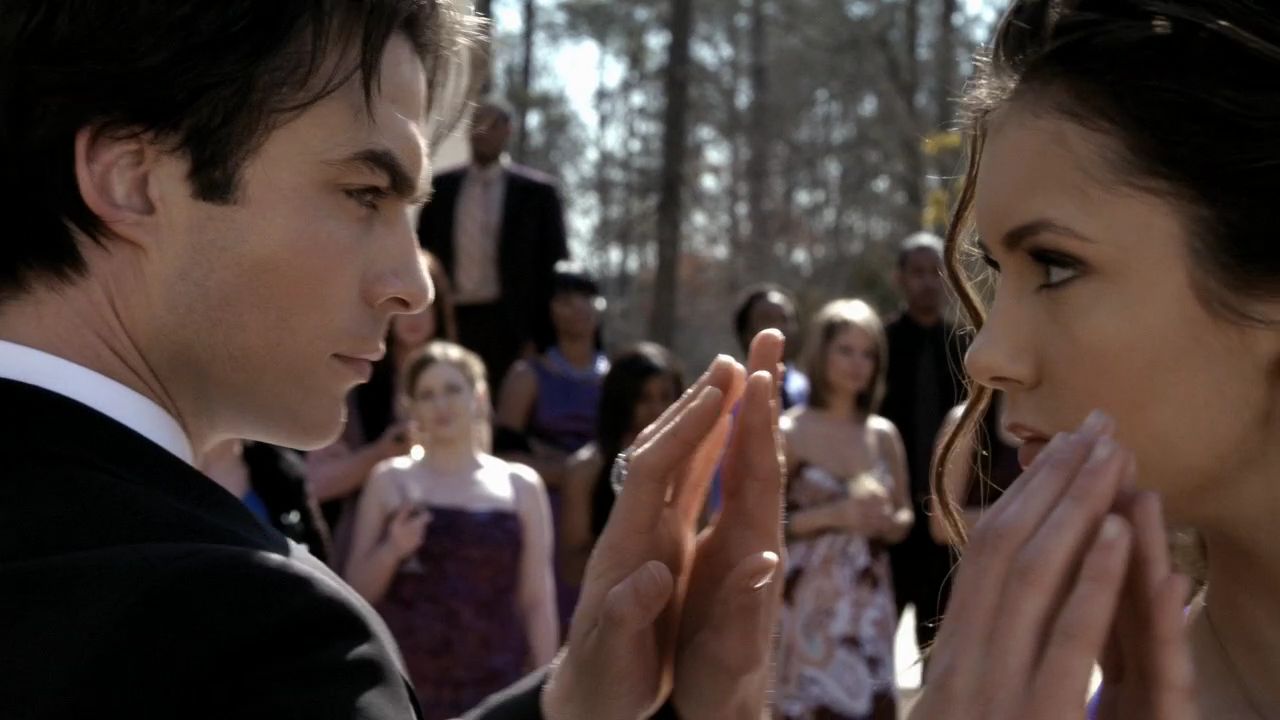 119VampireDiaries1213.jpg