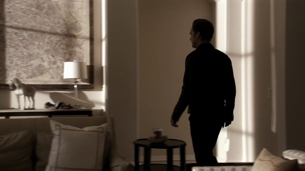 121VampireDiaries0240.jpg