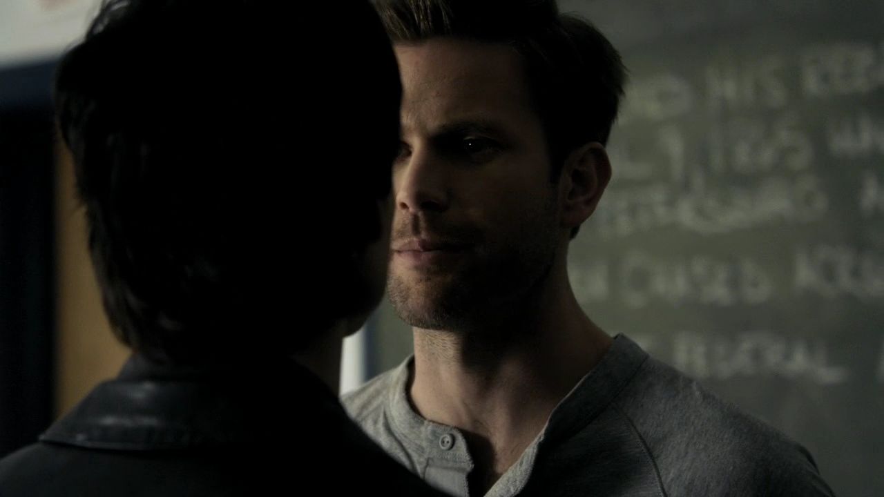 121VampireDiaries0312.jpg