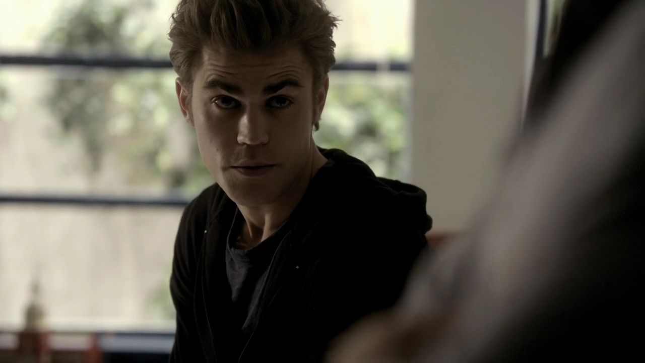 121VampireDiaries0322.jpg