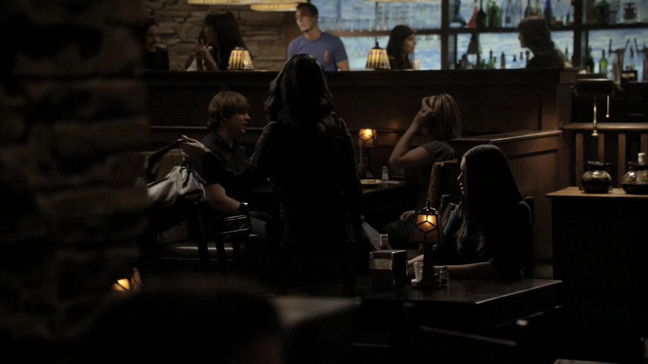 121VampireDiaries0524.jpg