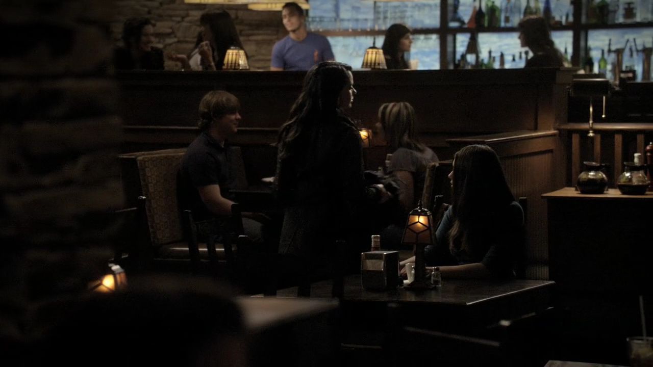 121VampireDiaries0525.jpg