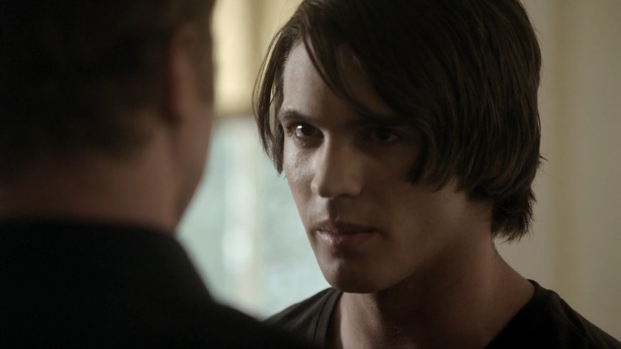 121VampireDiaries0581.jpg