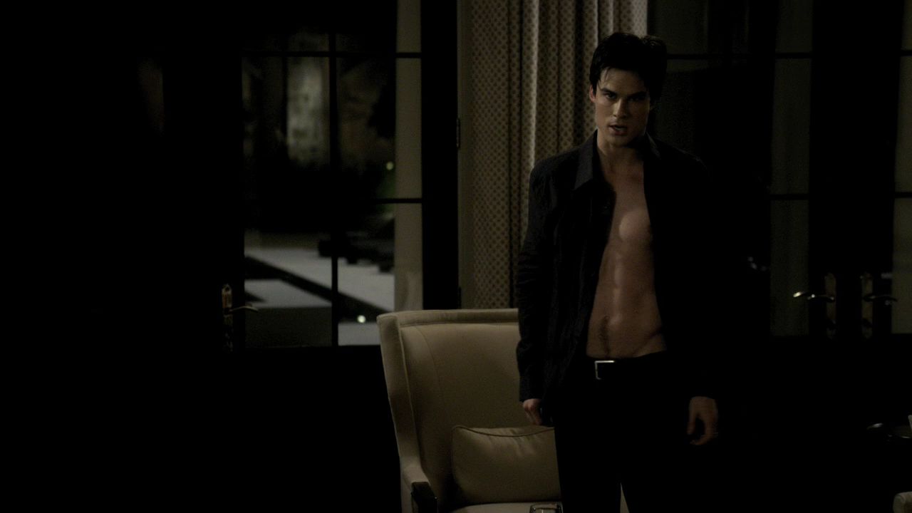 121VampireDiaries0615.jpg