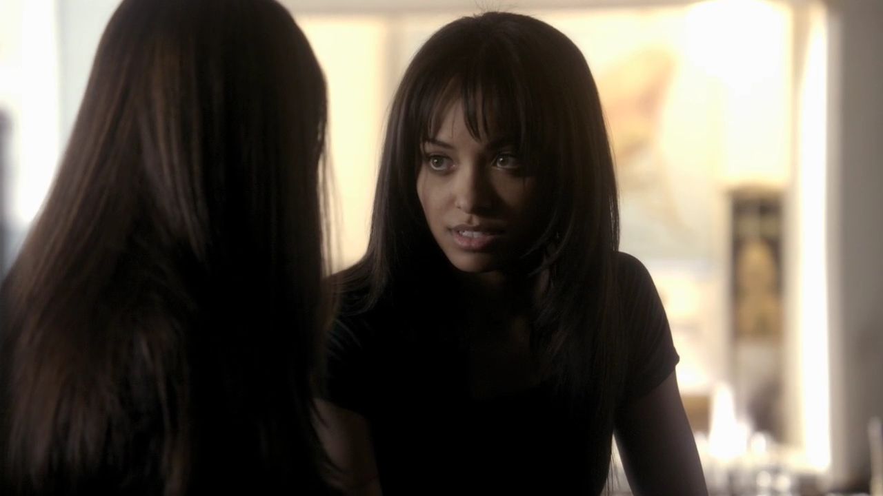 121VampireDiaries0800.jpg