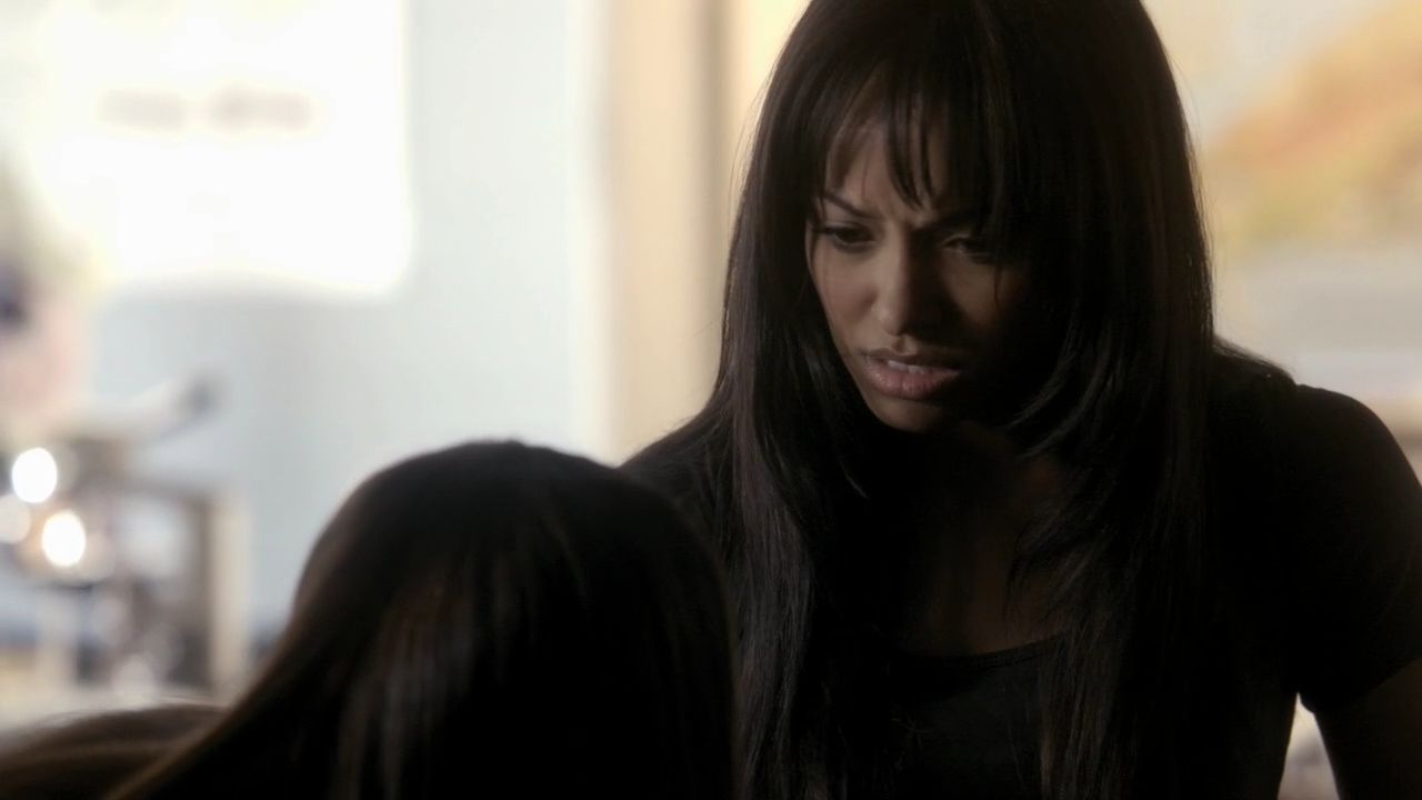 121VampireDiaries0824.jpg