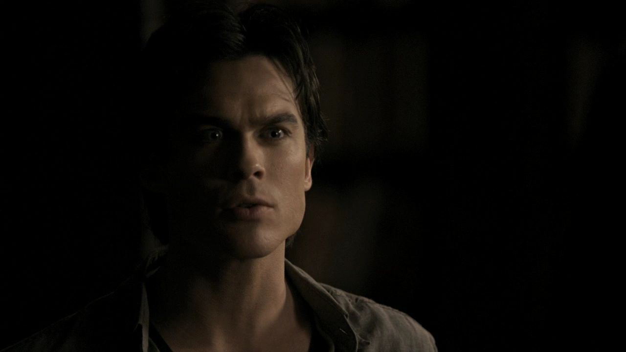 121VampireDiaries1050.jpg