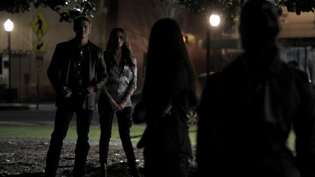 121VampireDiaries1216.jpg