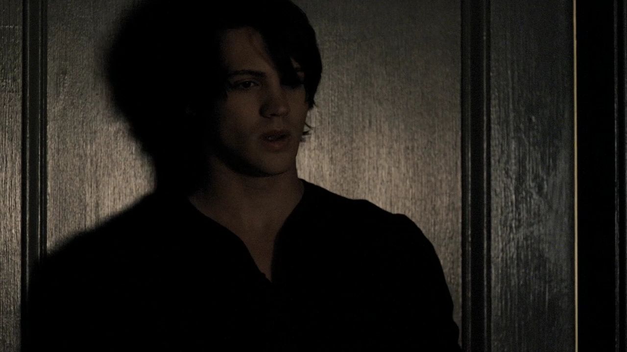 121VampireDiaries1373.jpg