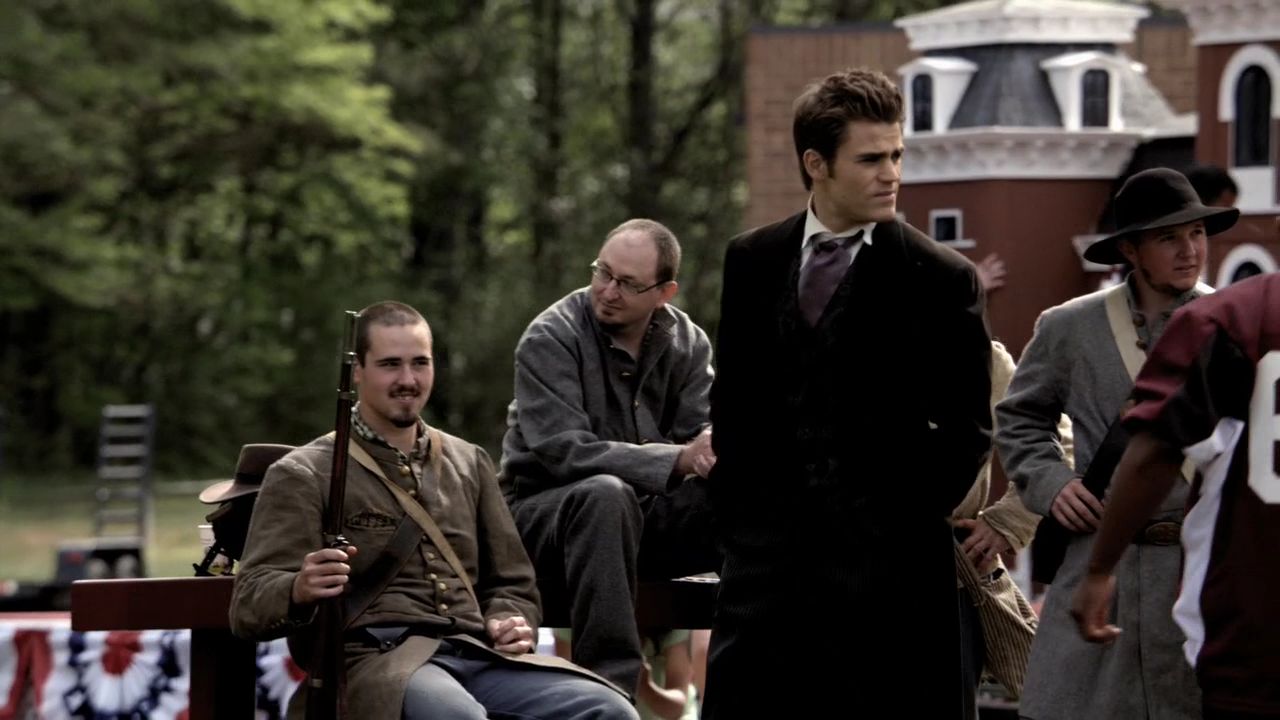 122VampireDiaries0035.jpg