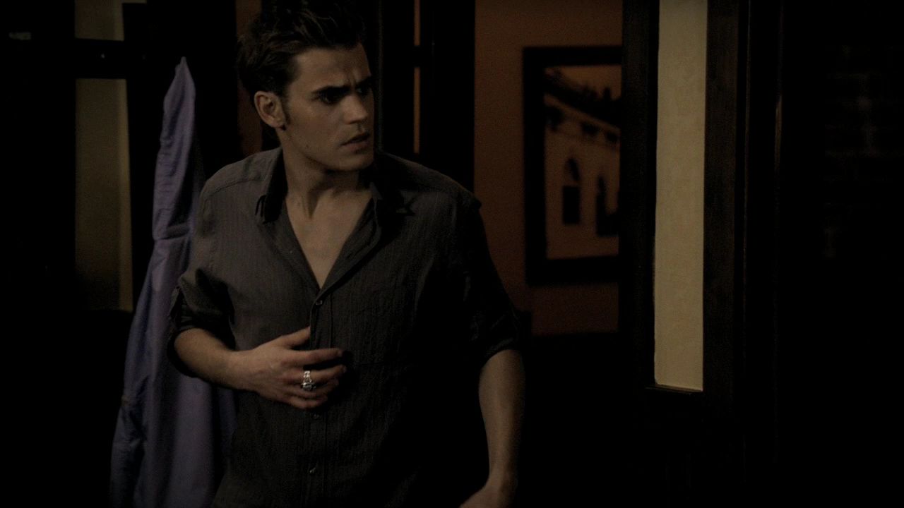 204VampireDiaries0043.jpg